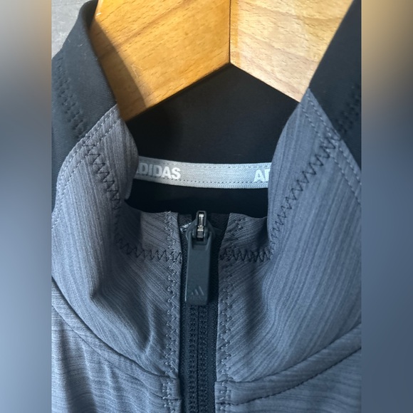 Adidas sports vest - Picture 12 of 16